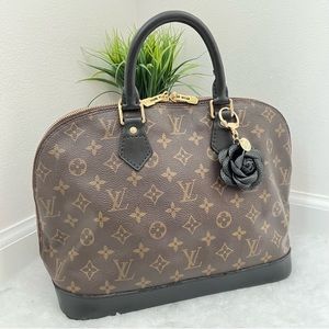 ✅AUTHENTIC✅LOUIS VUITTON ALMA PM